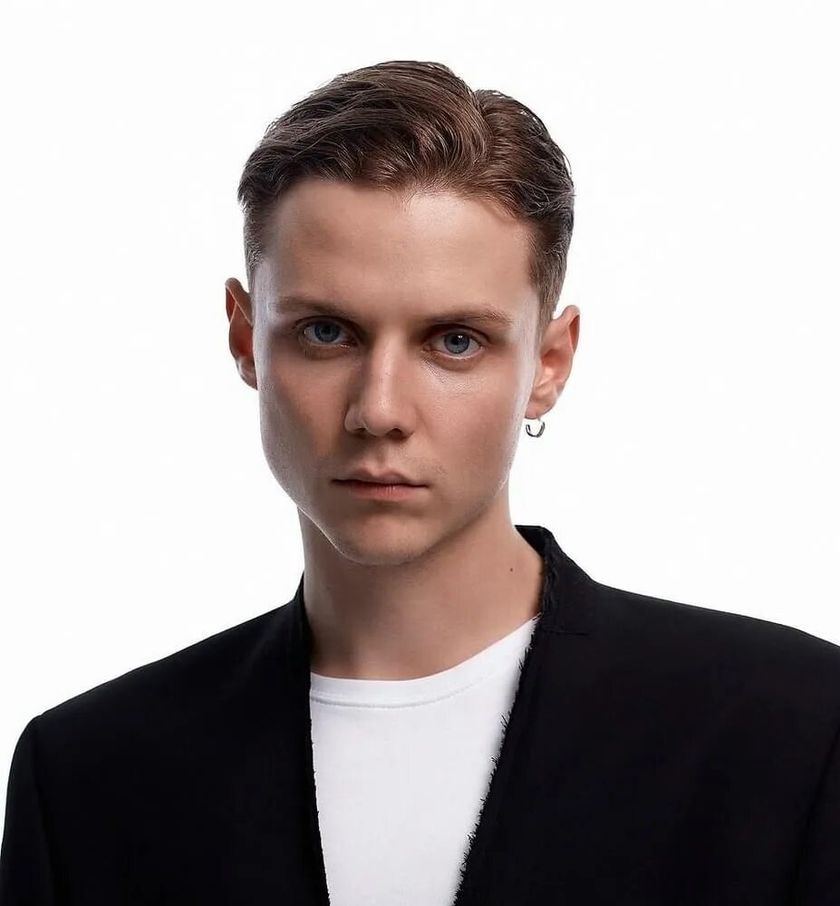 Ваня Дмитриенко - Биография, личная жизнь, возраст, рост